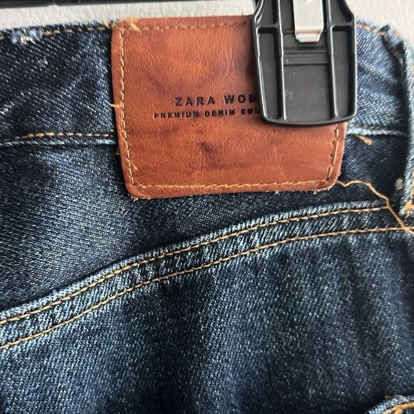 Zara Women Jeans 4 Premium Denim 30x33 Dark Wash Frayed Hem Straight Leg Classic - Picture 8 of 12
